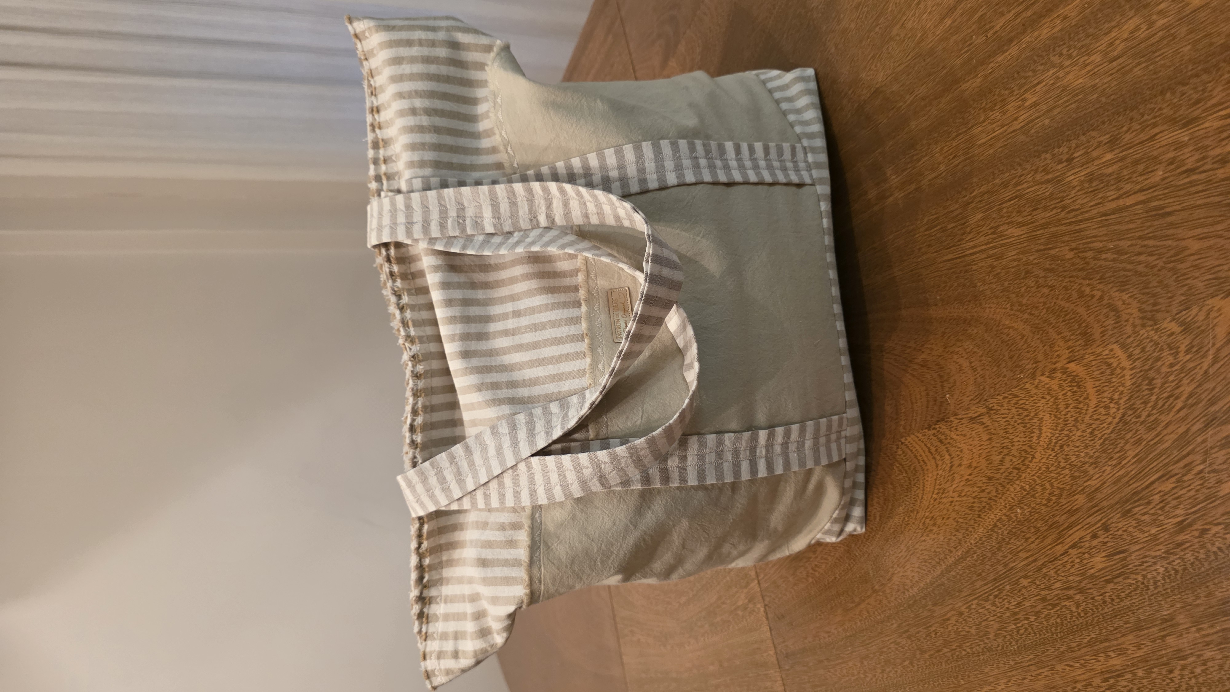 Bolso Rayado Beige frente